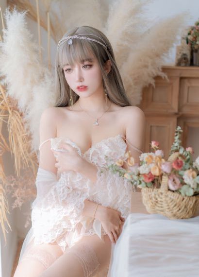 女朋友的母亲完整视频带翻译_BD国语神马影院手机在线